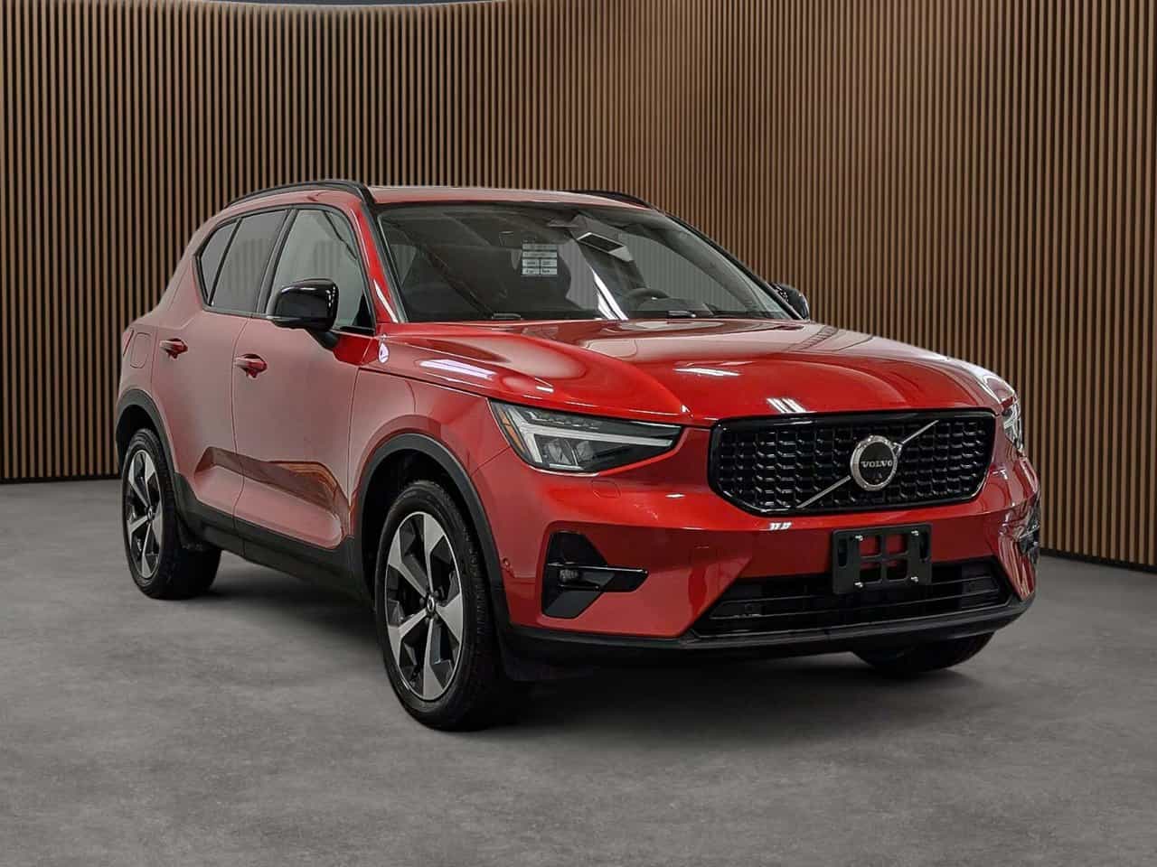 Image 4 Volvo XC40 B5 - Plus 2025