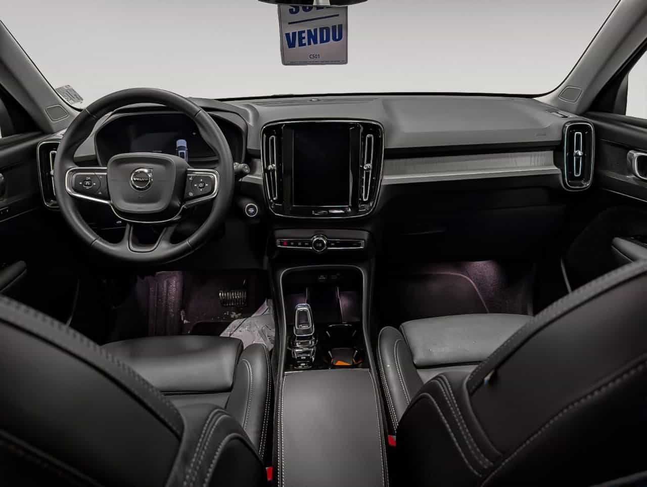 Image 14 Volvo XC40 B5 - Plus 2025