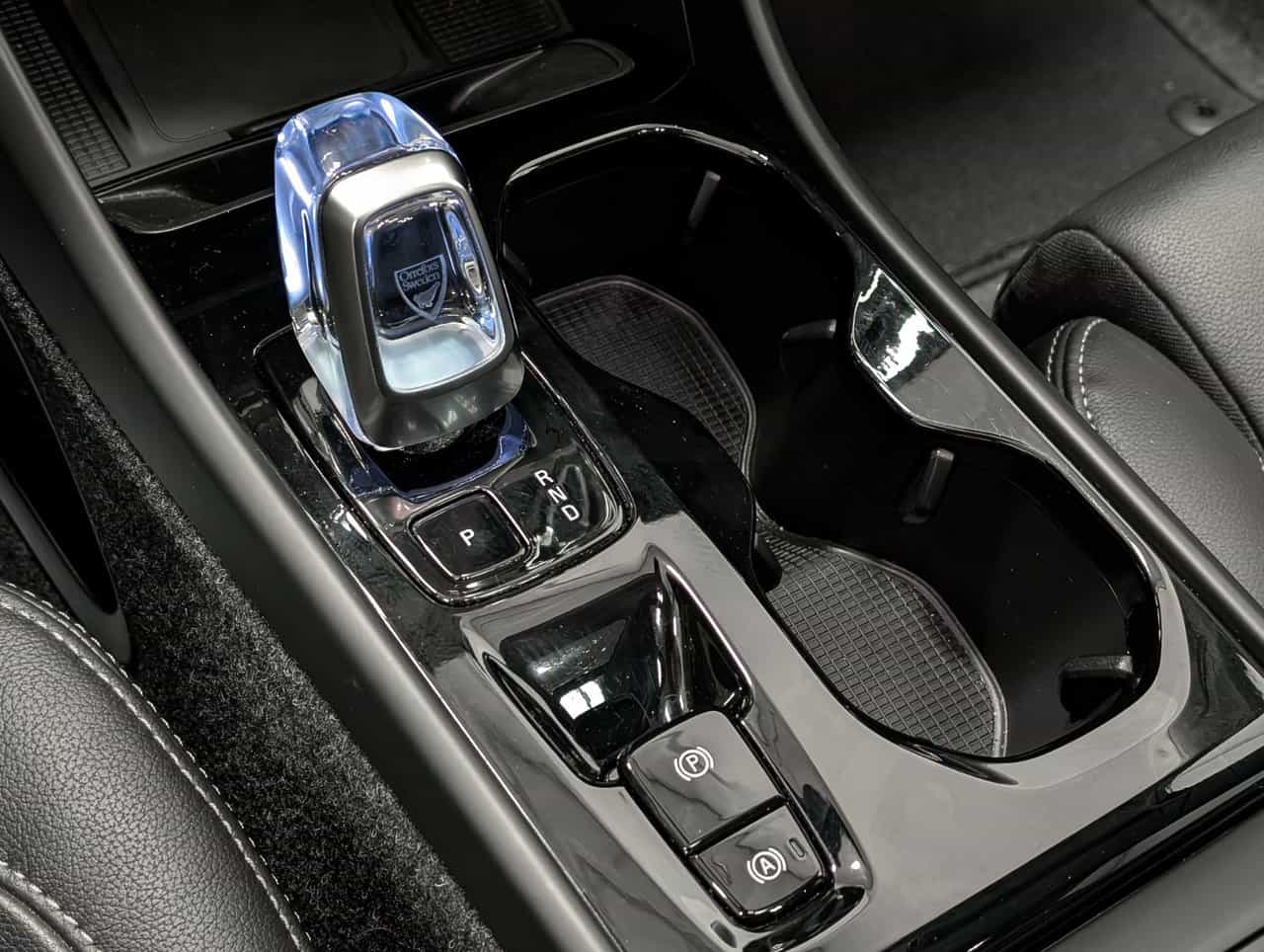 2025 Volvo XC40 B5 - Plus - Image 19