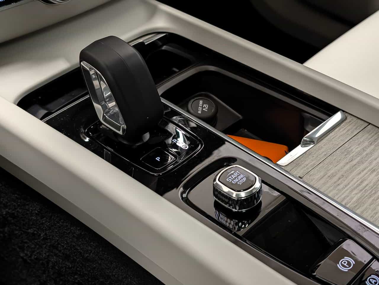 Image 18 Volvo XC60 Plus B6 2023