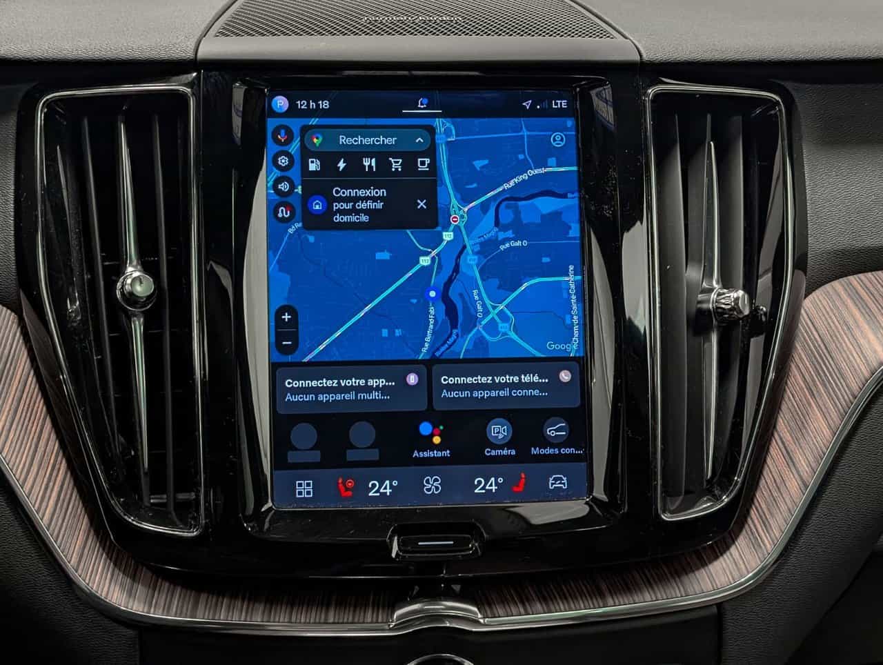 2022 Volvo XC60 Inscrptn Expr Rchrg - Image 15