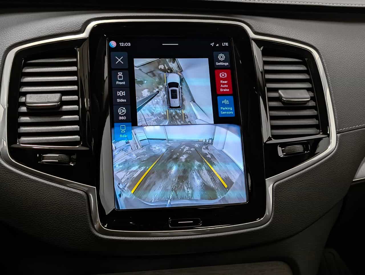 2025 Volvo XC90 T8 AWD Ultra Bright Theme 7-Seater - Image 16