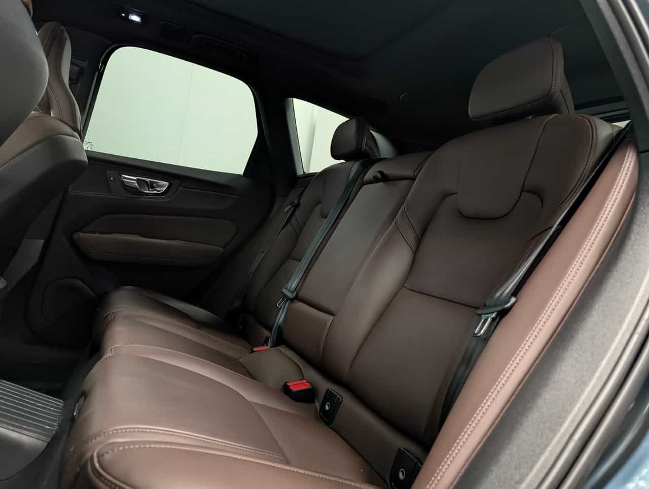 2023 Volvo XC60 Recharge Ultimate - Image 11