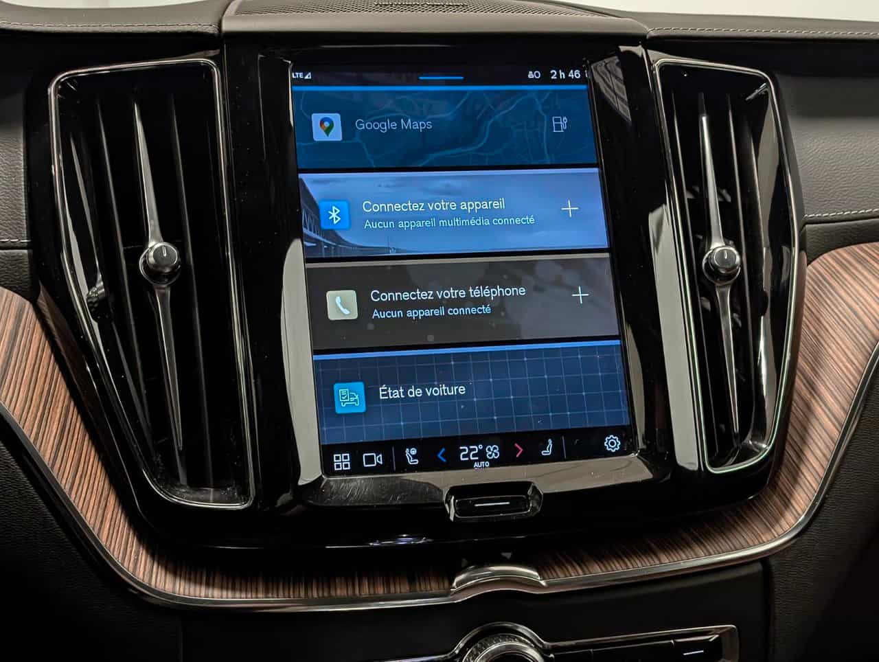 2023 Volvo XC60 Recharge Ultimate - Image 14