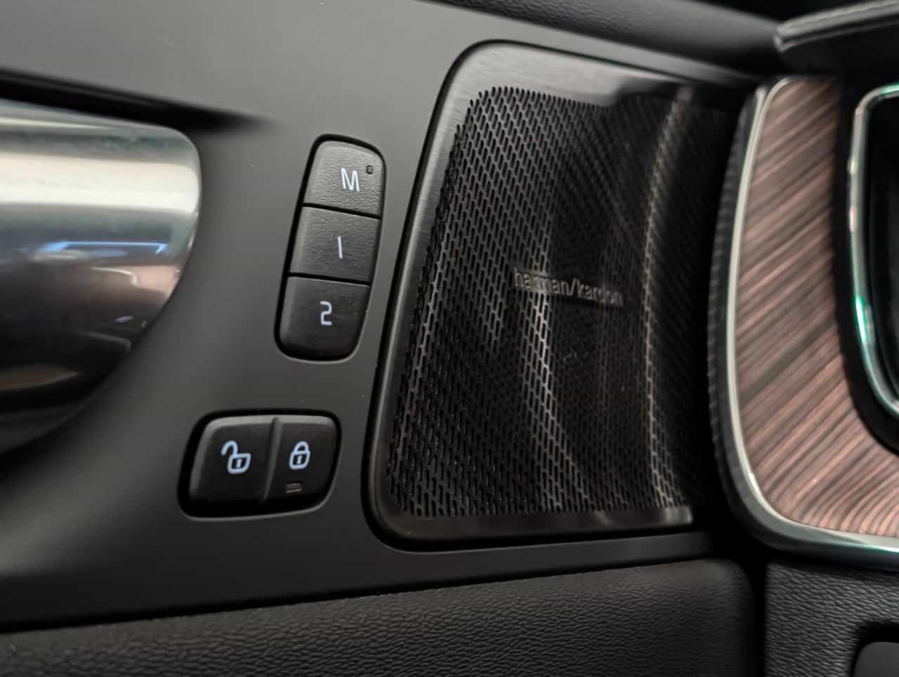 2023 Volvo XC60 Recharge Ultimate - Image 22