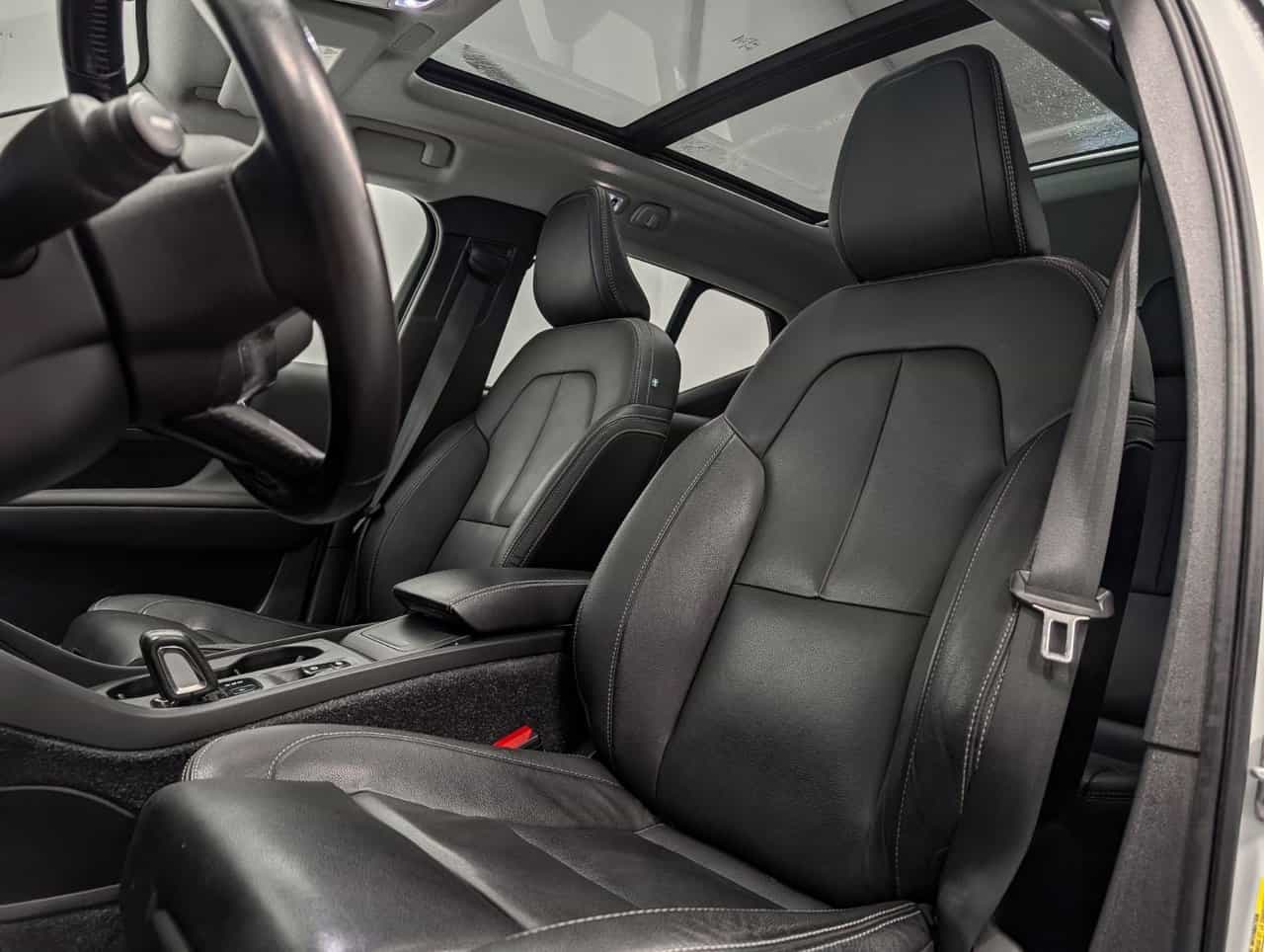 Image 9 Volvo XC40 Momentum 2020