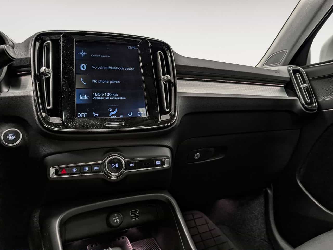 Image 12 Volvo XC40 Momentum 2020