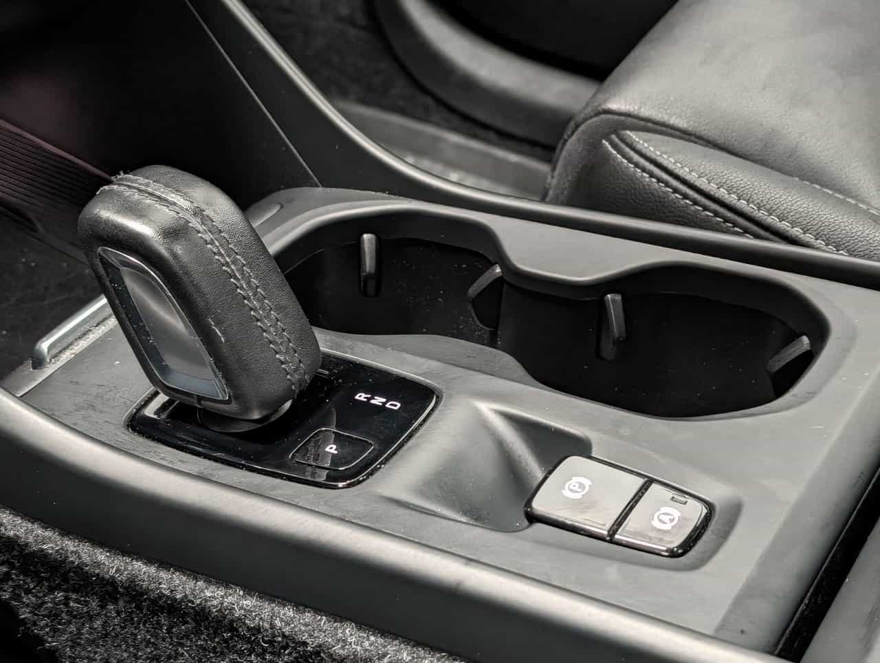 Image 15 Volvo XC40 Momentum 2020