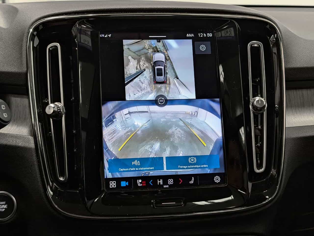 2024 Volvo XC40 B5 - Plus - Image 15