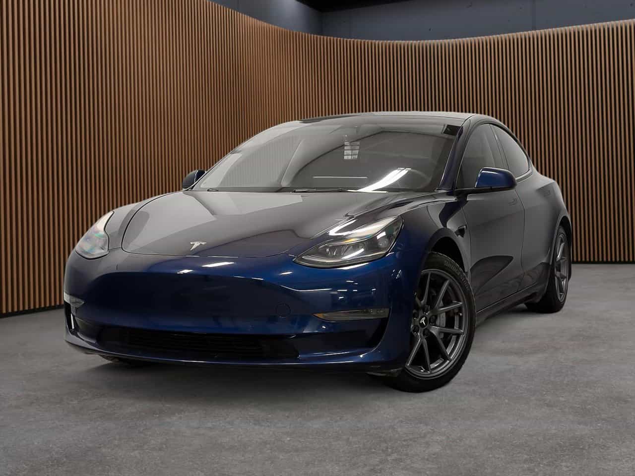 2022 Tesla Model 3 Standard Range Plus - Image 1
