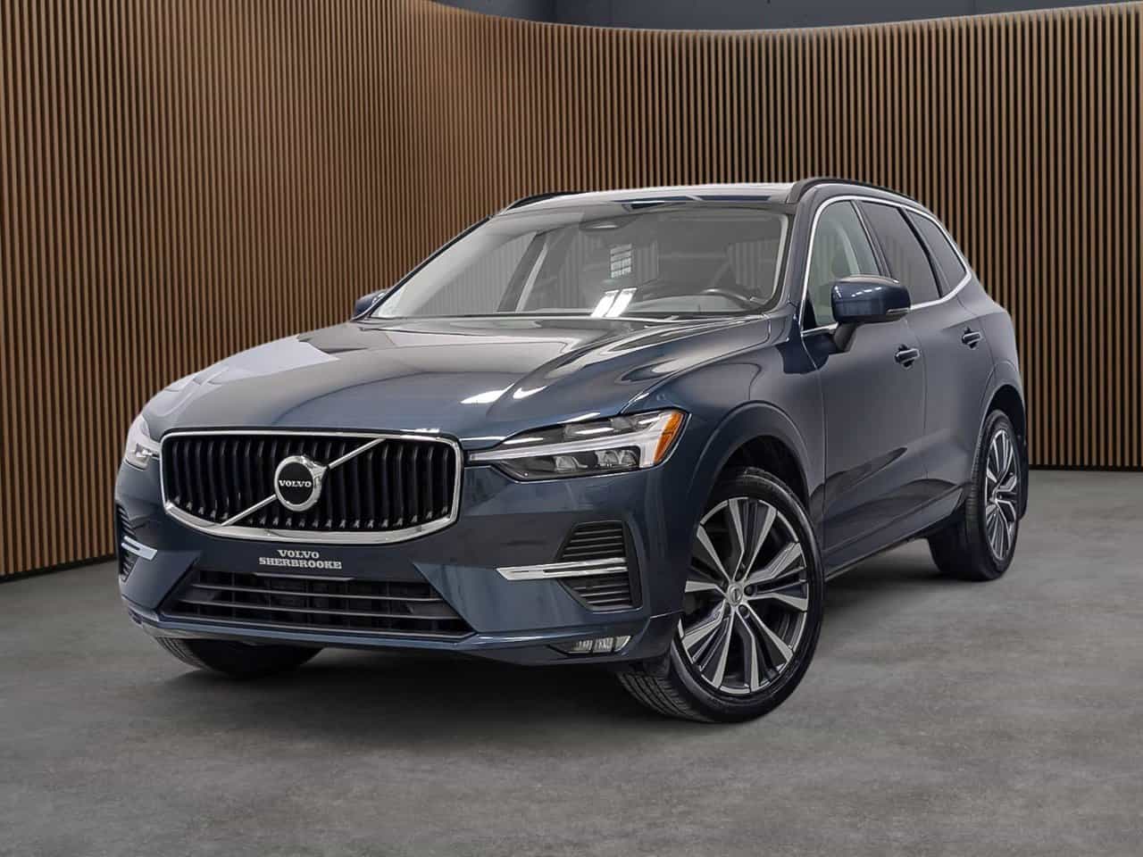 2022 Volvo XC60 Momentum - Image 1