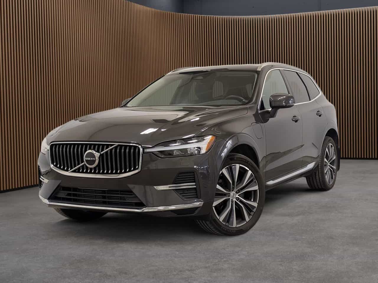 Image 1 Volvo XC60 Inscrptn Expr Rchrg 2022